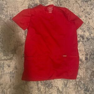 Medium Cherokee red scrub top
